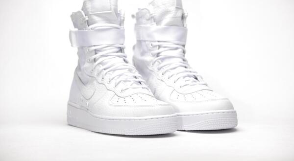 Nike SF Air Force QS 
